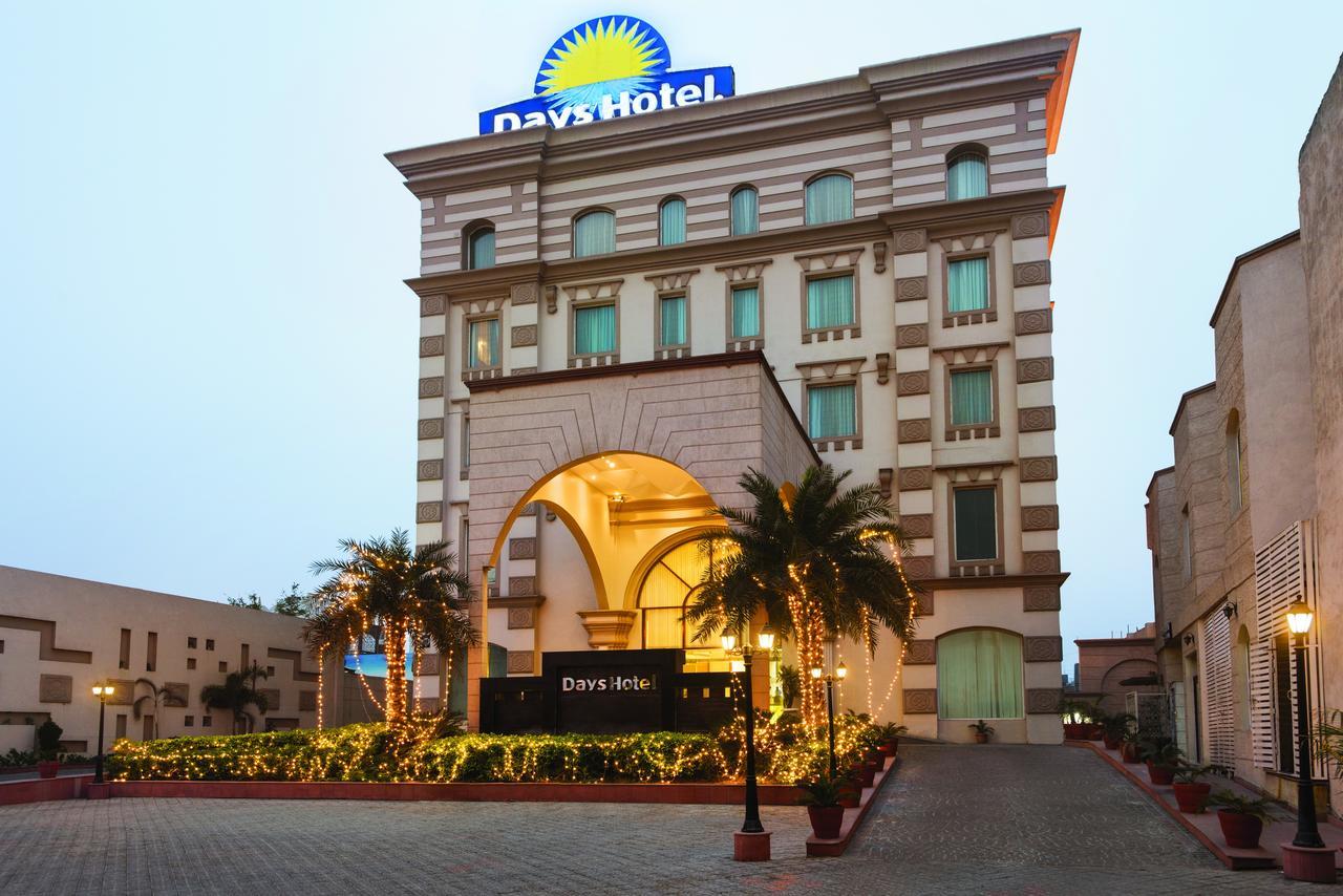 Days Hotel By Wyndham Pānīpat Exterior foto